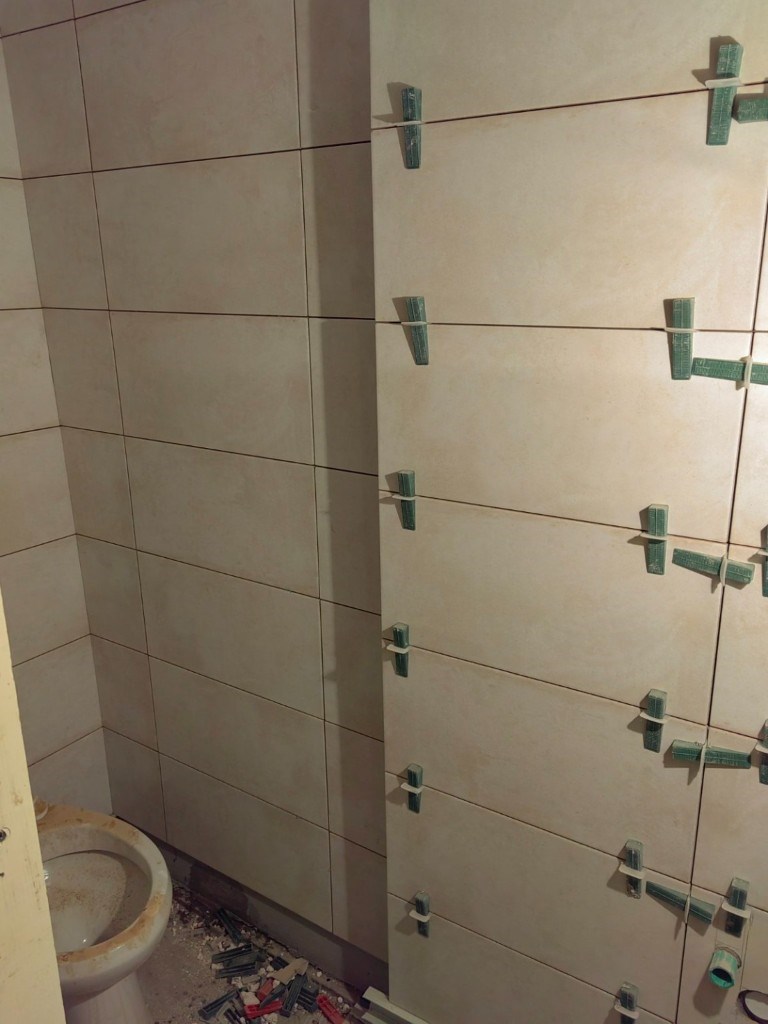 Završna faza kompletnog renoviranja kupatila